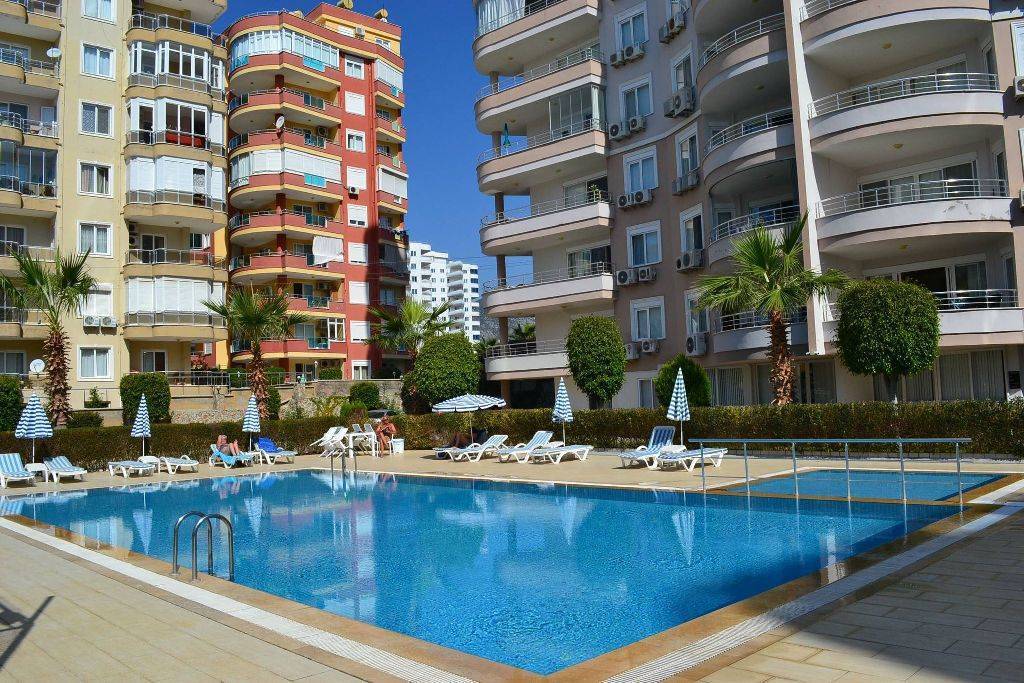 Zariadený 3-izbový byt na predaj v Turecku, Alanya - Mahmutlar